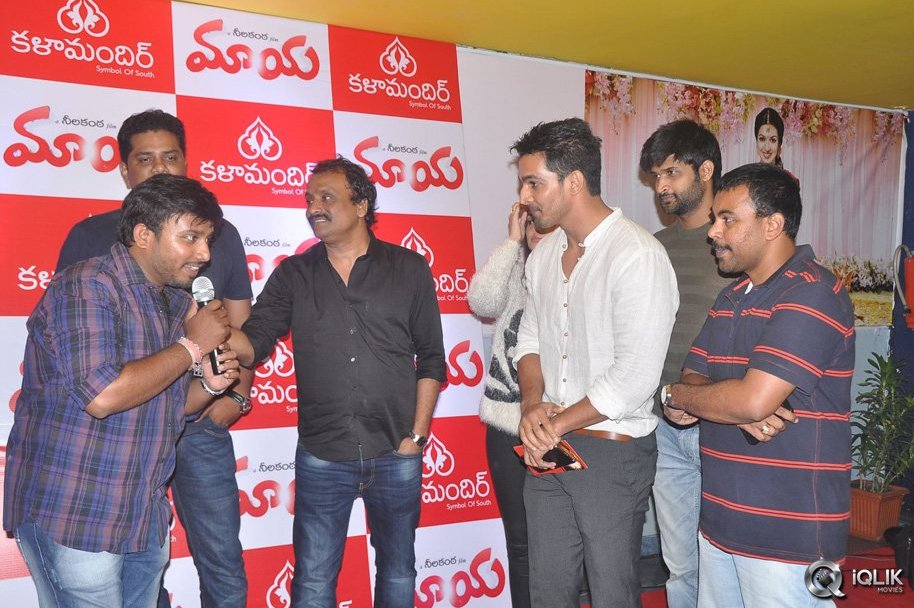 Celebrities-at-Maaya-Movie-Preview-Show
